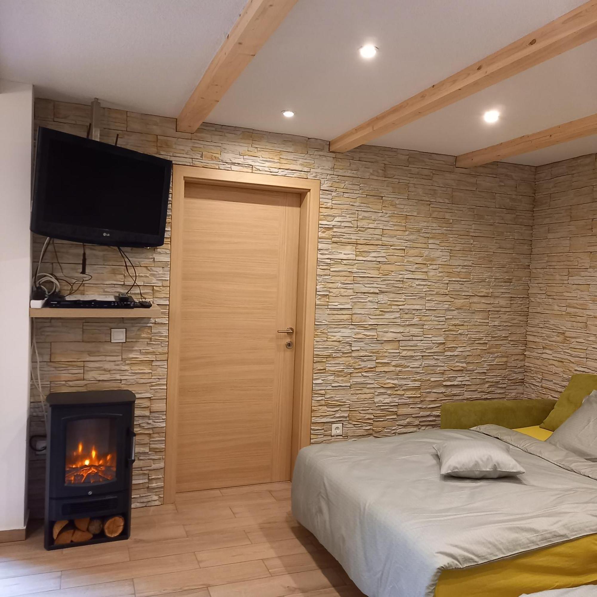 Hisa Lunna - Apartments In A Forest Paradise Vitanje Εξωτερικό φωτογραφία